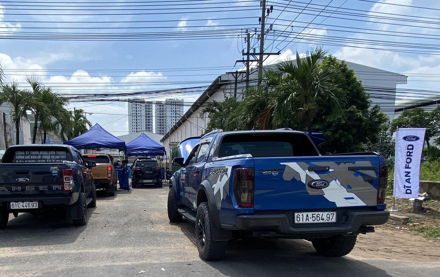 Mobile Service Và Lái Thử Xe Ford - Ford Dĩ An service dĩ an ford